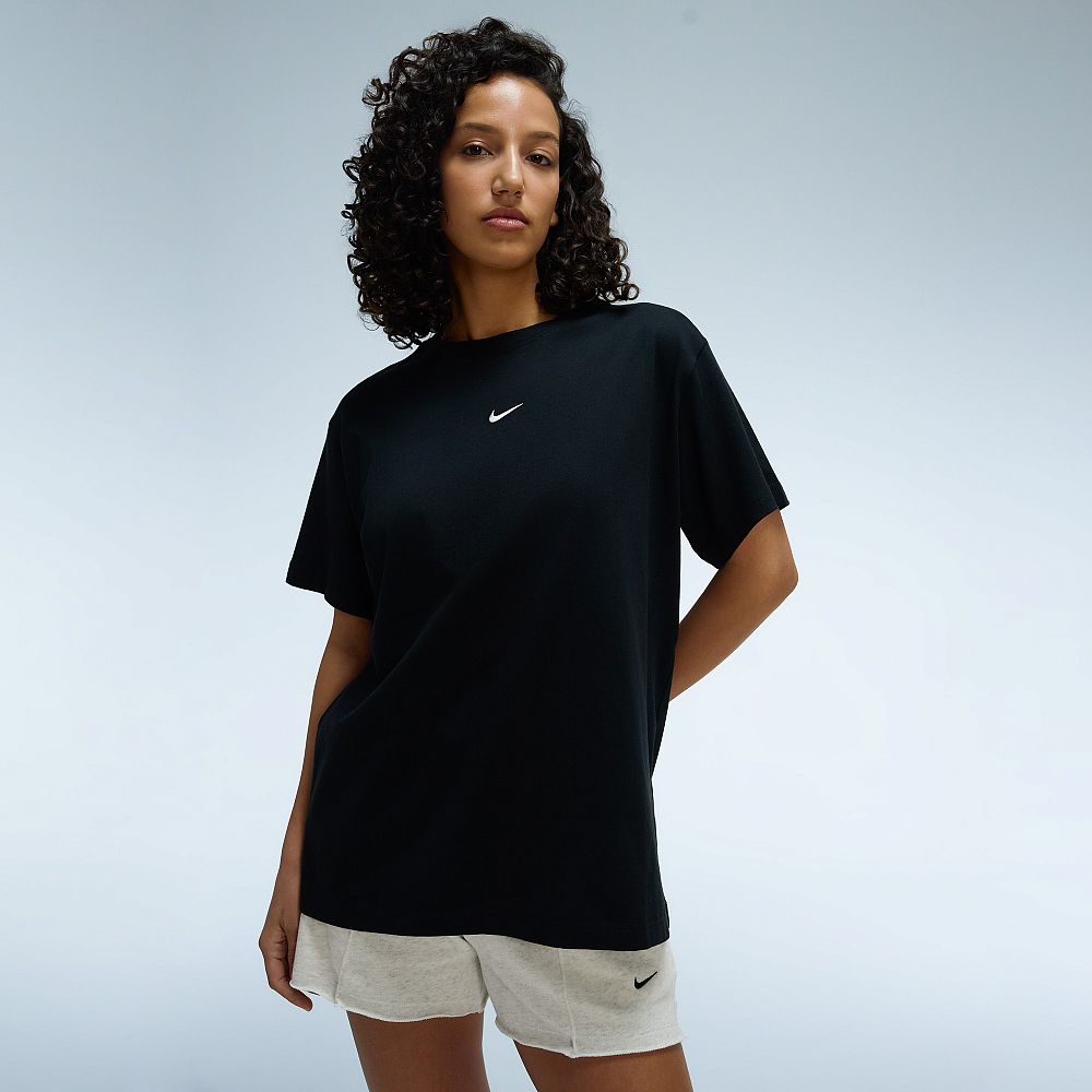 Женская футболка Nike