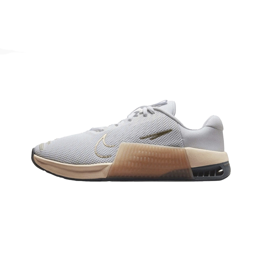 Женские кроссовки Nike
