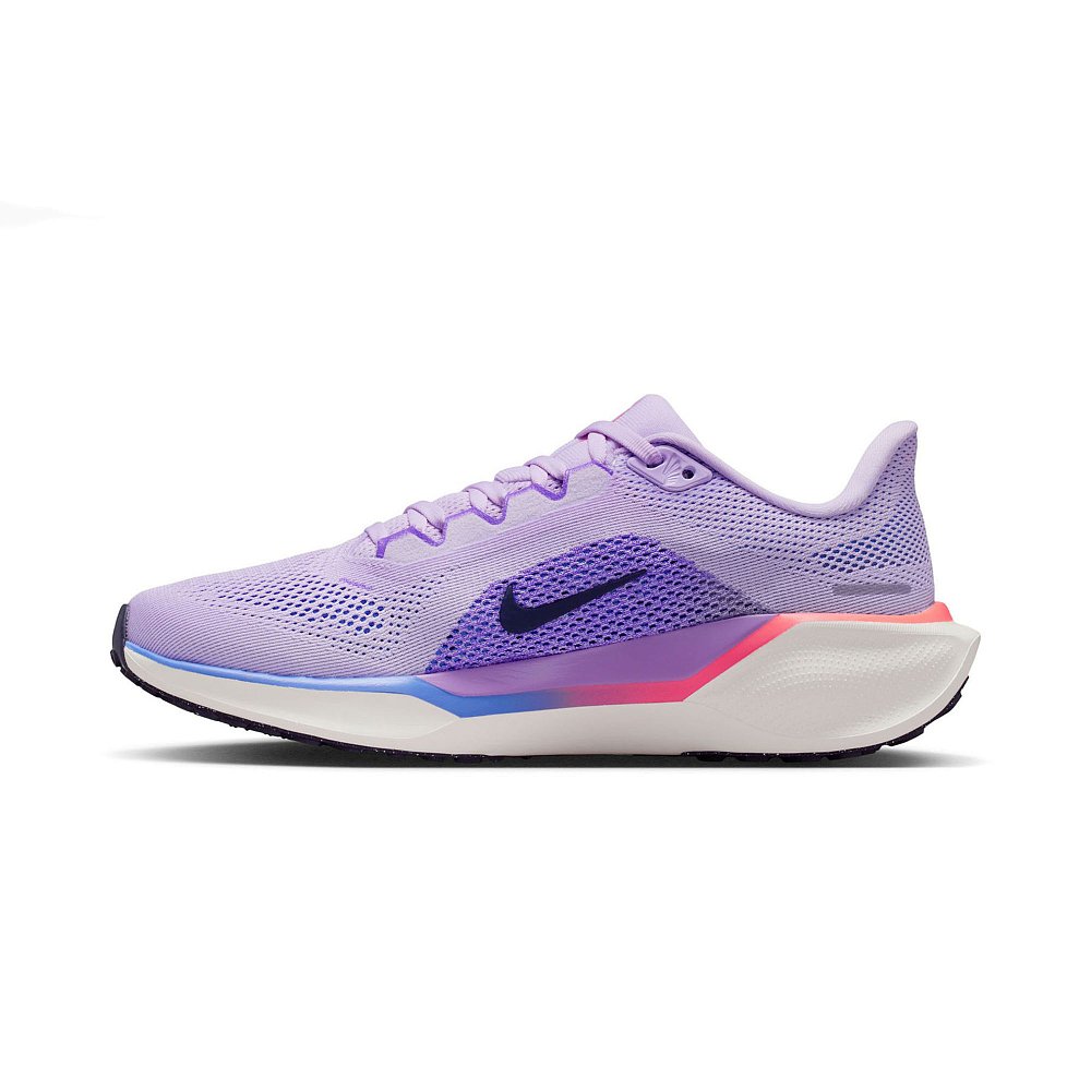 Женские кроссовки Nike