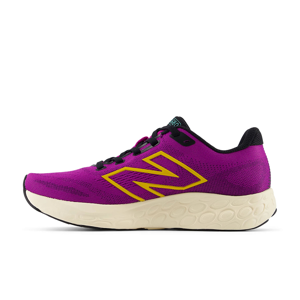 Женские кроссовки New Balance