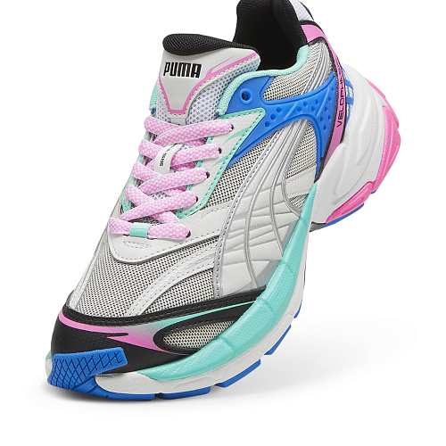 Женские кроссовки PUMA Velophasis Born in the 2000's цвет