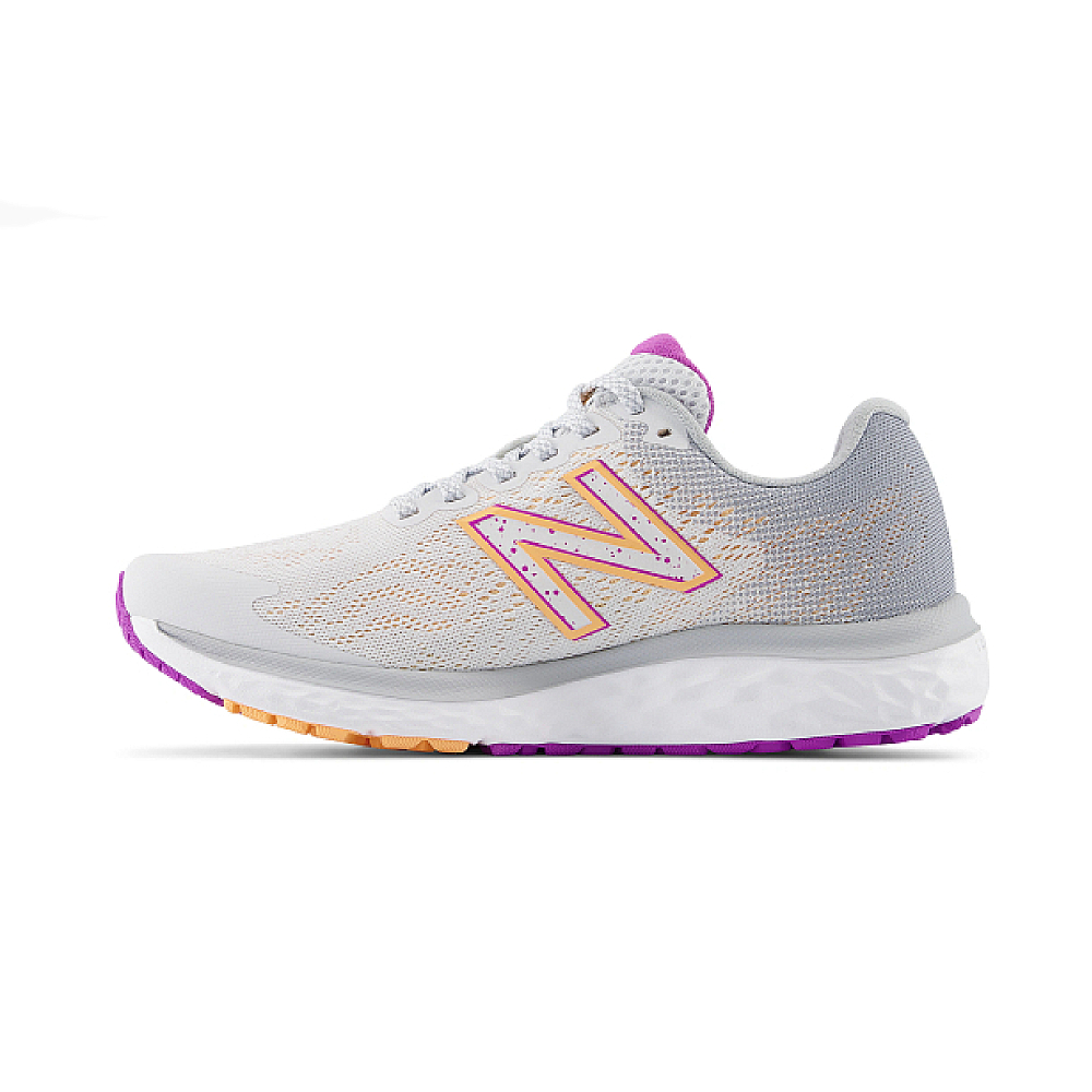 Женские кроссовки New Balance