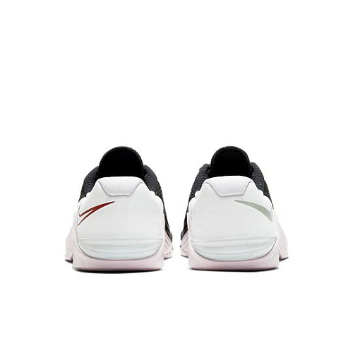nike metcon 5 flyknit